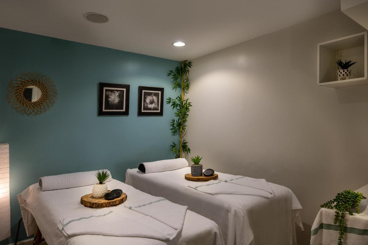 Vert Hotel Eilat By Afi Hotels Exteriör bild A treatment room at a spa