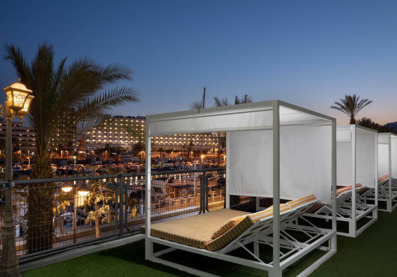 Vert Hotel Eilat By Afi Hotels Exteriör bild Cabana